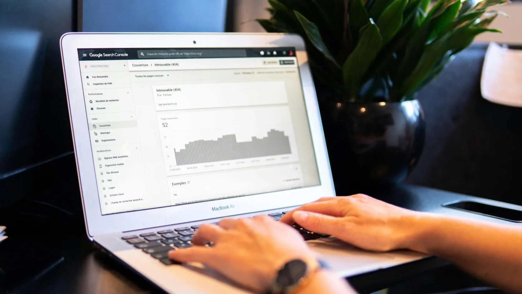 How to Use AI for Competitor Research Hero Image