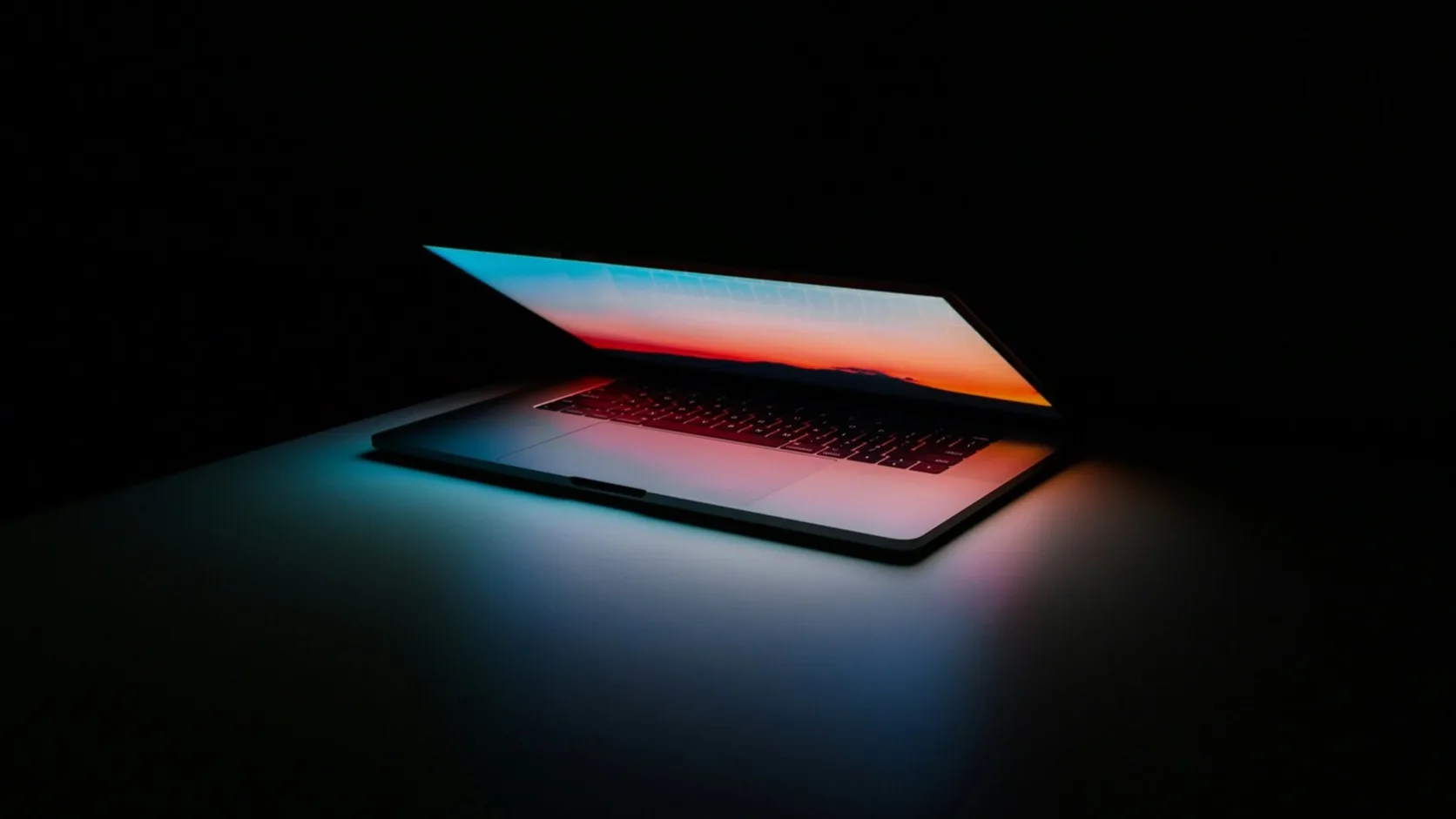 AI Business Plan Generator vs AI Analysis Tool